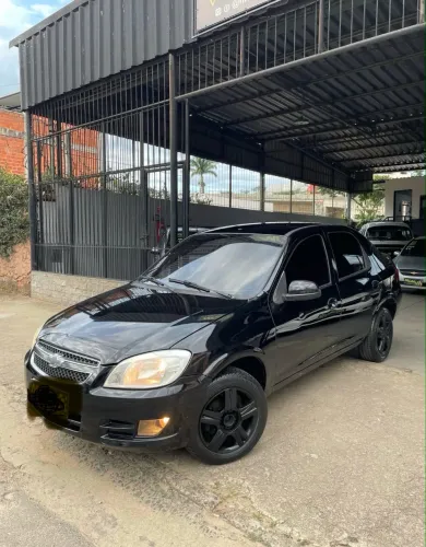 Chevrolet Prisma Sed. Maxx/ LT 1.4 8V Econof. 4P 2012