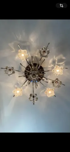 LUSTRE DE CRISTAL COM LEDs COLORIDAS