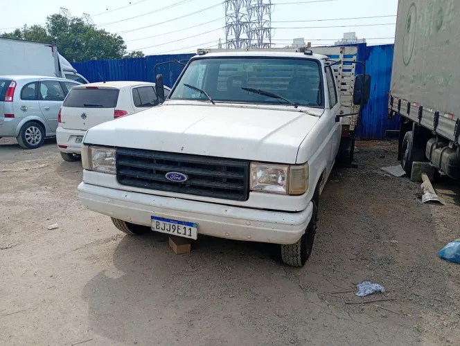 Ford F4000 ano 1995 Carroceria Turbinado 