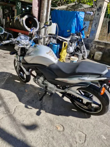 Cb 300r