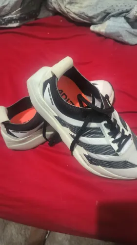 Tênis Adidas réplica