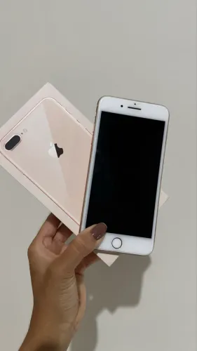 iPhone 8 Plus