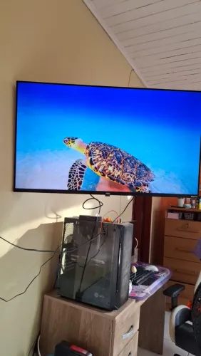 AOC ROKU SMART TV