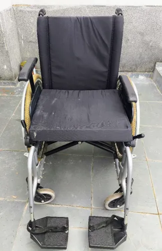 Cadeira de rodas ORTOBRAS