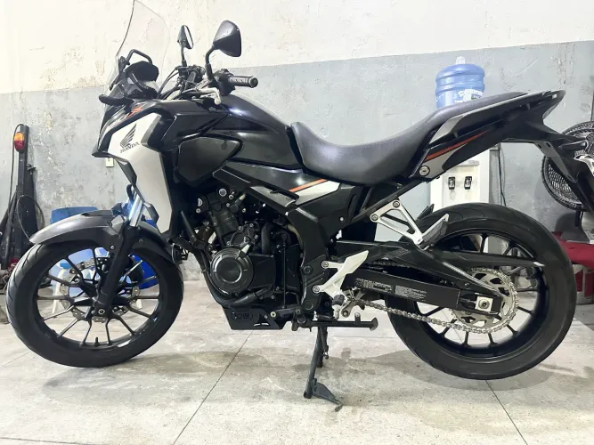 CB 500X 2022 em perfeito estado