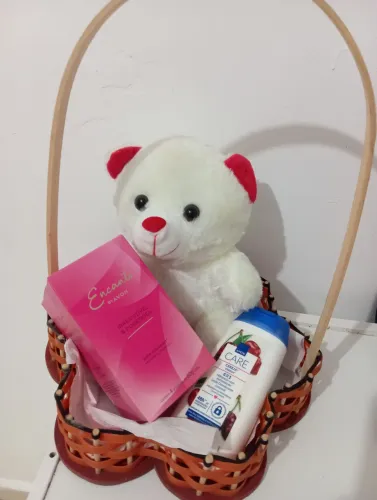 Cesta com 2 produtos mais urso tamanho medio