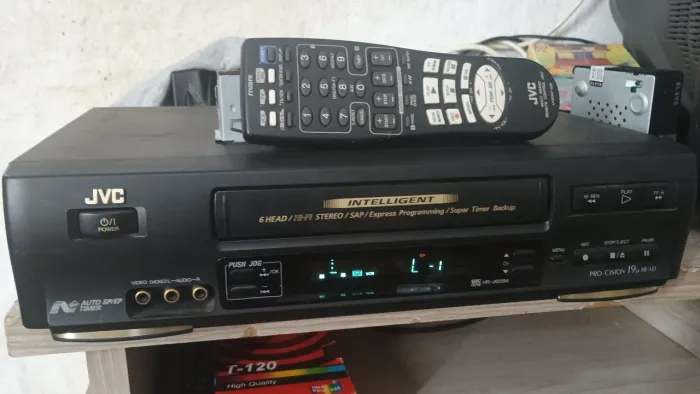 Vídeo cassete jvc funcionando perfeitamente 