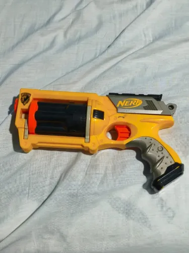 Nerf Maverick REV-6
