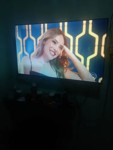 Tv smart 43 polegadas semi nova nunca foi pra concerto 