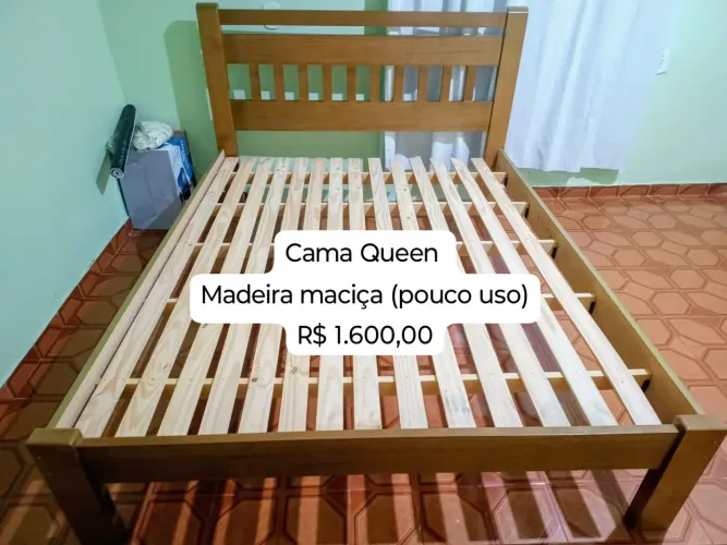 Cama de madeira