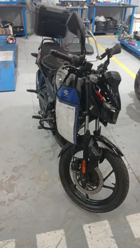 Bajaj 150