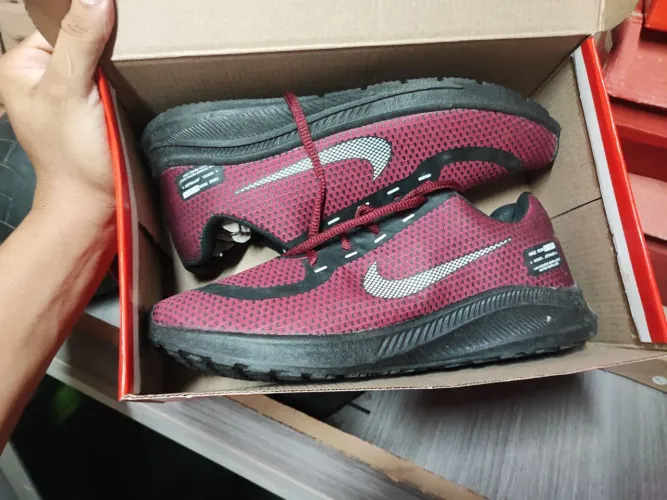 Tênis Nike 43
