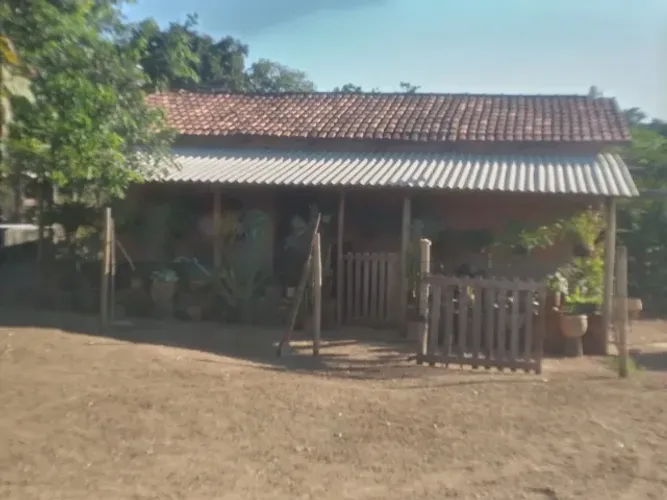 Vendo Excelente Fazenda com 12 alqueires e meio