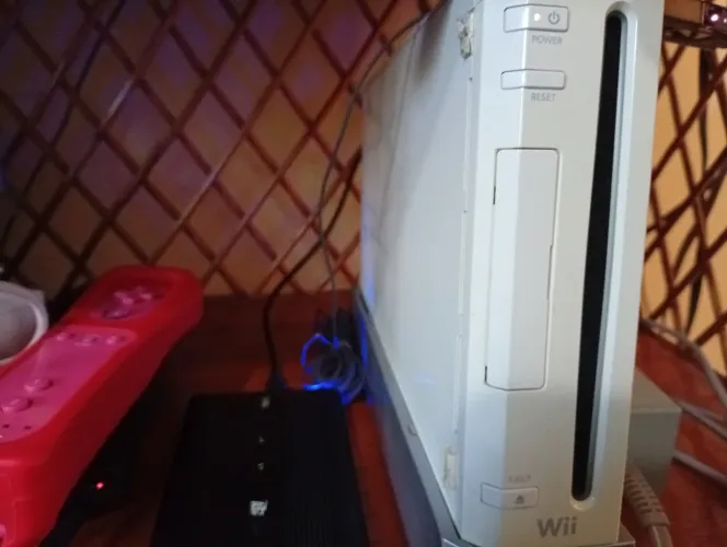 Nintendo Wii + HD 250 gb 60 jogos (troco)