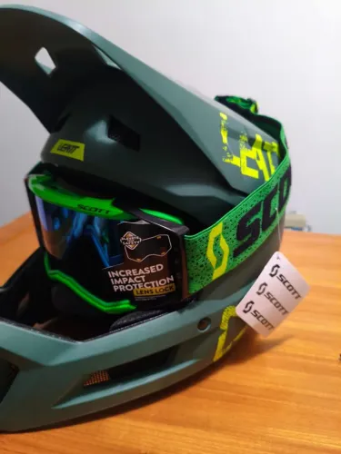Capacete Leatt Gravity 1.0 nunca usado<br>R$ 750,00