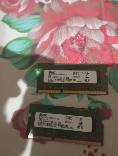 2 pentes de memória ram 2gb cada ddr3 notebook 