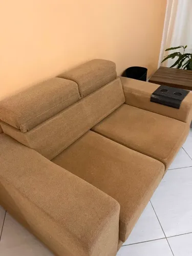 SOFÁS: 4 e 2 LUGARES 