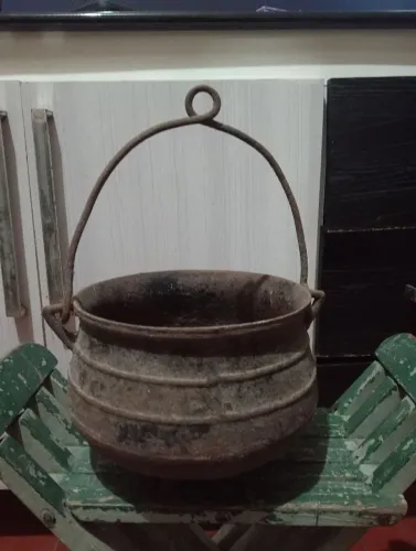 Panela de ferro (caldeirão)