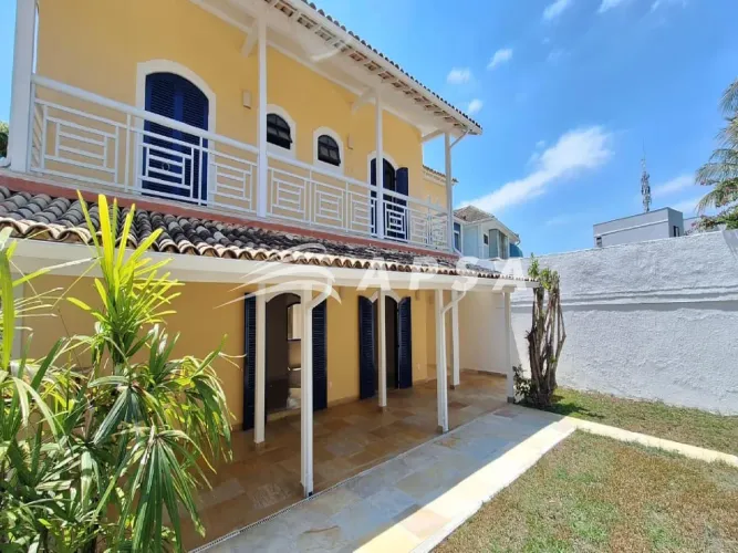 BELÍSSIMA CASA DUPLEX, 04 QUARTOS, PARA ALUGUEL, NA RUA IVALDO DE AZAMBUJA - CONDOMÍNIO RI