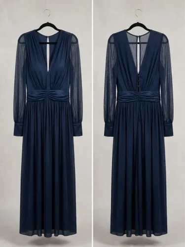 Vestido Longo Azul Marinho em Tule