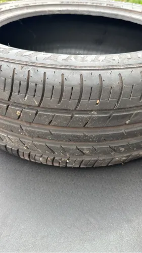 vendo pneu dunlop