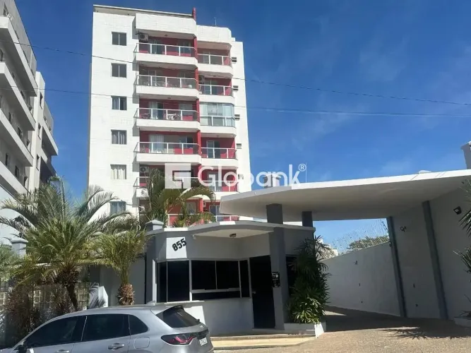 Cobertura em Montes Claros, no bairro Funcionários, à venda.