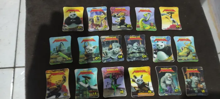 Tazos/Cards de Kung Fu Panda lançada pela Yokitos em 2008(Podemos Negociar Valores!)