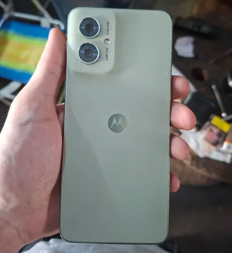 Motorola g55 usado