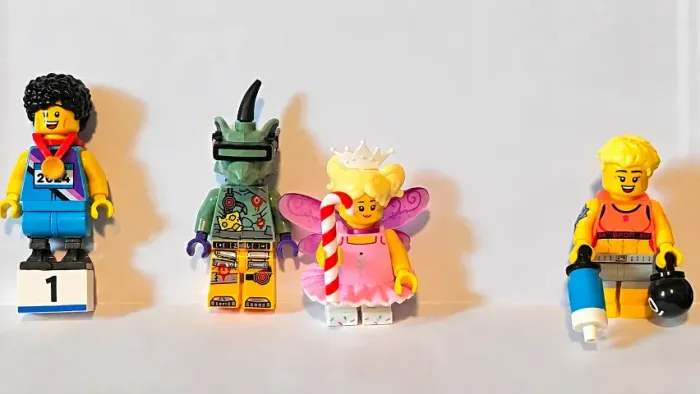 LEGO Minifigures Colecionáveis Originais - Vários Personagens