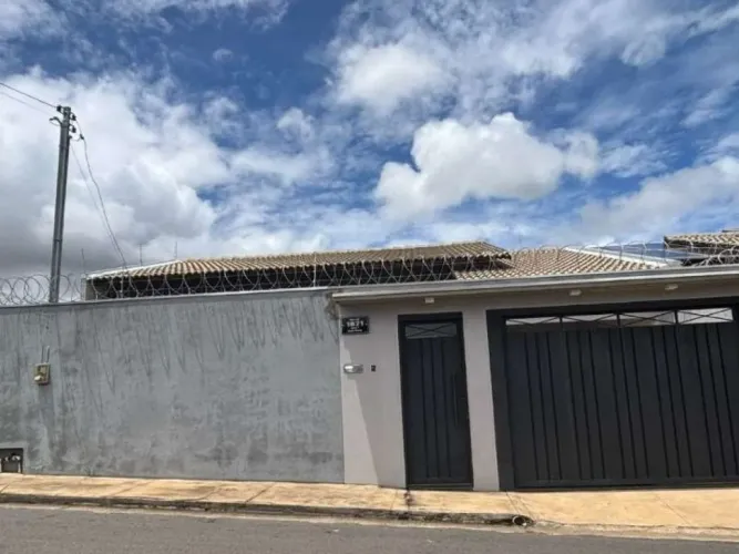 Casa 96 m² - Catalão-GO - Rua 96, 1.621 - Bela Vista