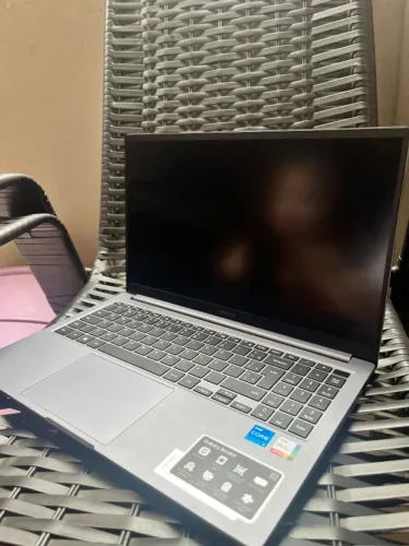 Notebook Samsung Galaxy Book 4  Intel core I5  8gb RAM SSD 256gb 15,6?Full HD Windows 