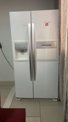 Geladeira Side by Side + Freezer Electrolux + Máquina Panasonic 12kg