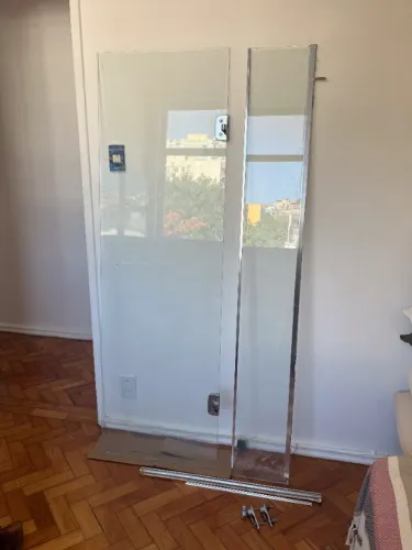 Box de banheiro de vidro incolor + ferragens em inox