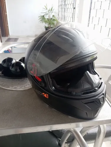 Capacete ASX semi novo