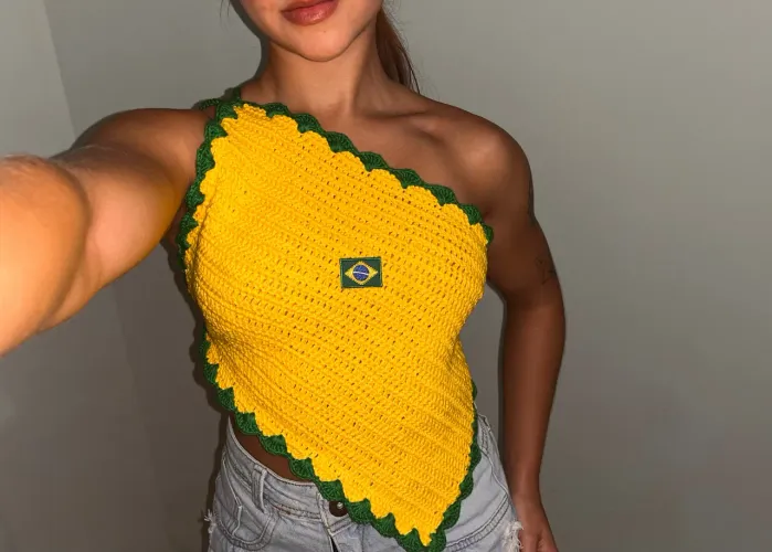 Blusa de crochê para a copa 2026