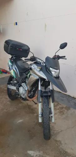 VENDO XRE 300 2017/2017