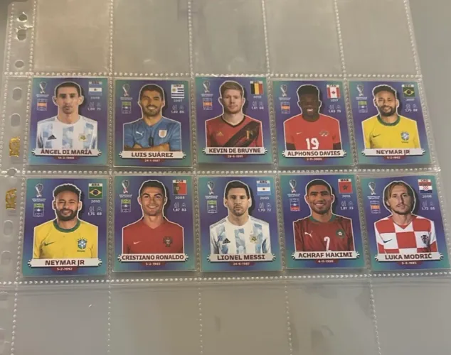 Lote Figurinhas Copa 2022 - Messi Cr7