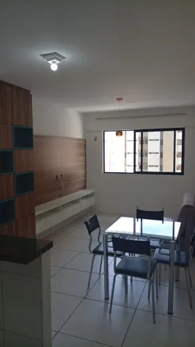 Quarto e sala mobiliado na ponta verde com lazer.