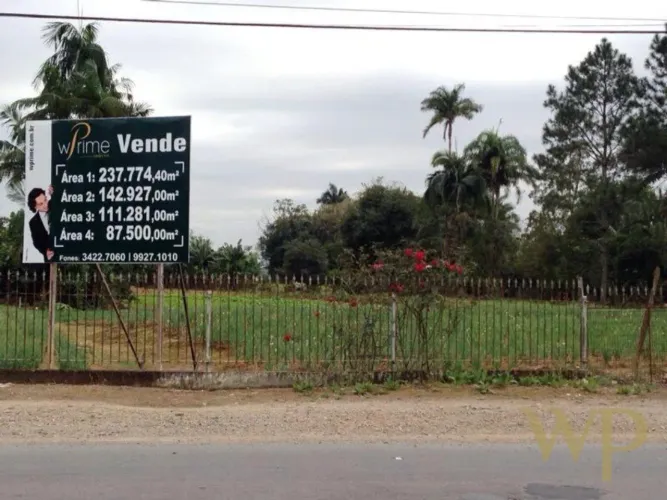 WP923 - Terreno na Estrada da Ilha