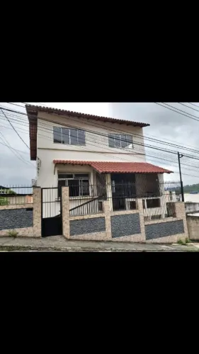 Duas casas em Santo Antônio