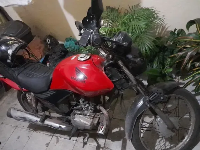 Vendo ou troco por carro