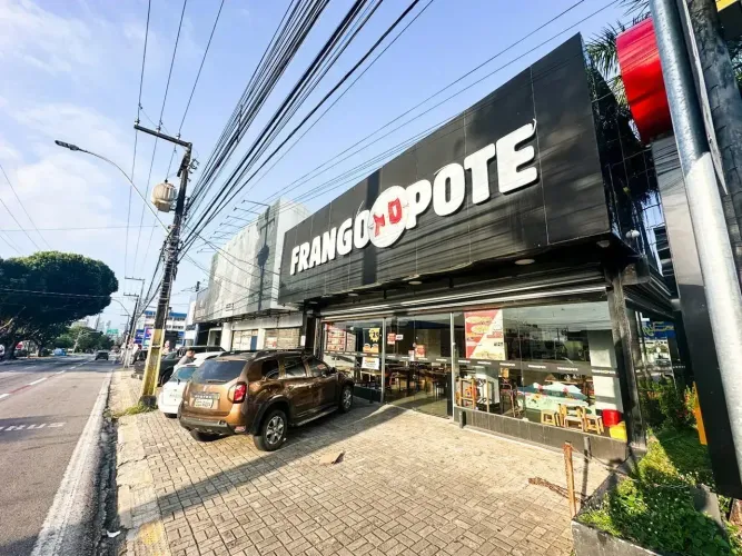 Prédio Comercial para Locação - Avenida Prudente de Morais