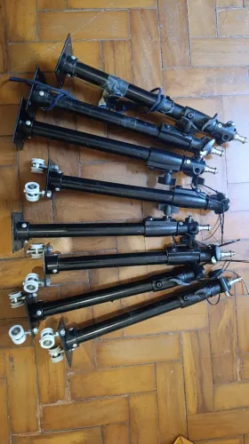 Suporte Tripé de Luz para Teto