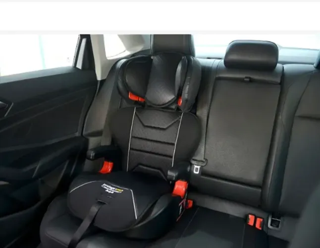Cadeira infantil para carro.Borigotto