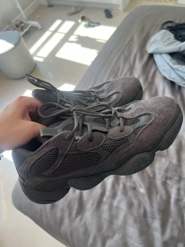 Coleção yeezy originais
