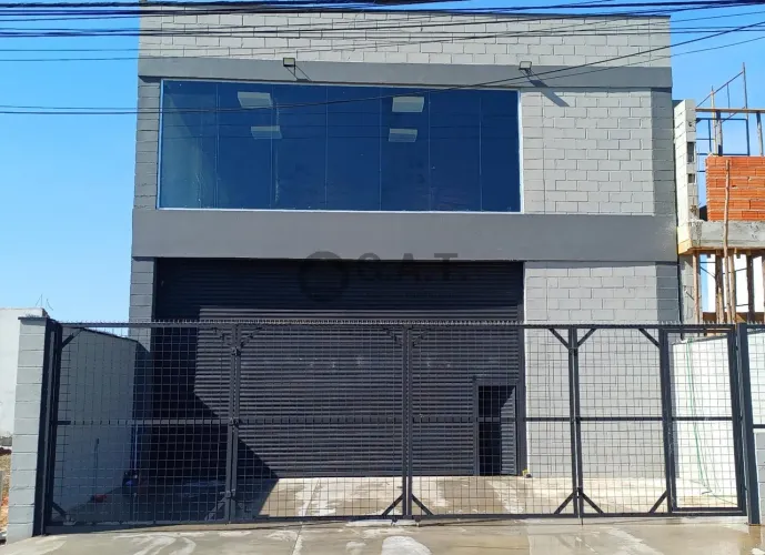 Galpão Comercial para Locação em Sorocaba-SP, no Bairro Wanel Ville: 2 Banheiros, 4 Vagas