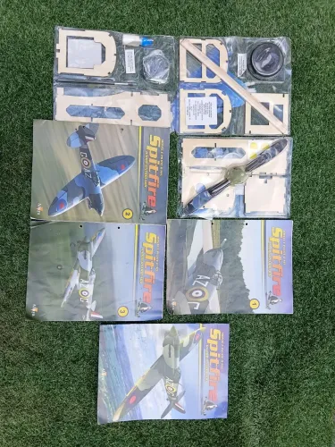 Fascículo 1,2 e 3 avião Spitfire