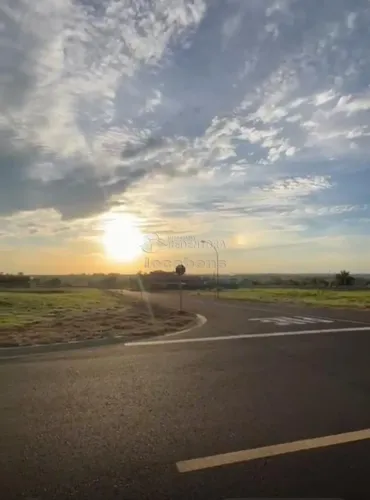 Terreno Condomínio em São José do Rio Preto