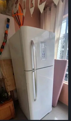 Geladeira Electrolux frost free 
