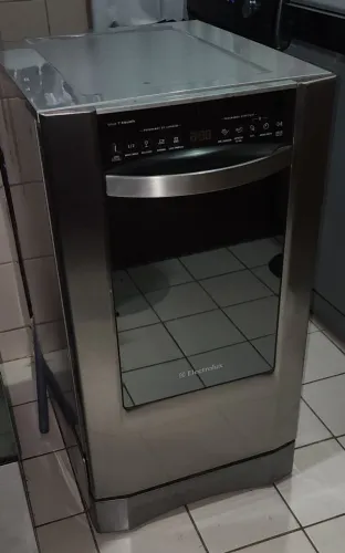 Lava Louças Electrolux LV10X - Inox